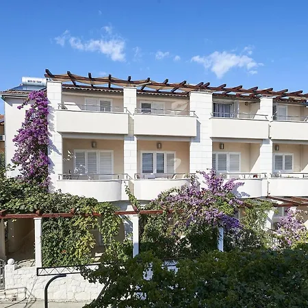 With A Parking Space Mavarstica, Ciovo - 17821 Apartment *